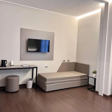Unico Hotel 4*