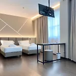 Unico 4*